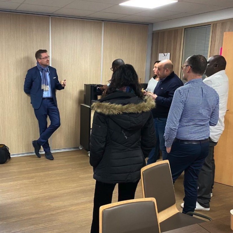 Étudiants et intervenants de l’École nationale des Directeurs de cabinet, photo 1